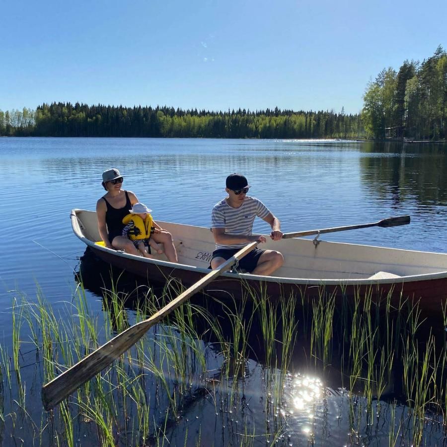 Дома для отпуска Private Lakeside Holiday Property in Nature Канкаанпяа